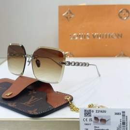 Picture of Louis Vuitton Sunglasses _SKUfw76300636fw